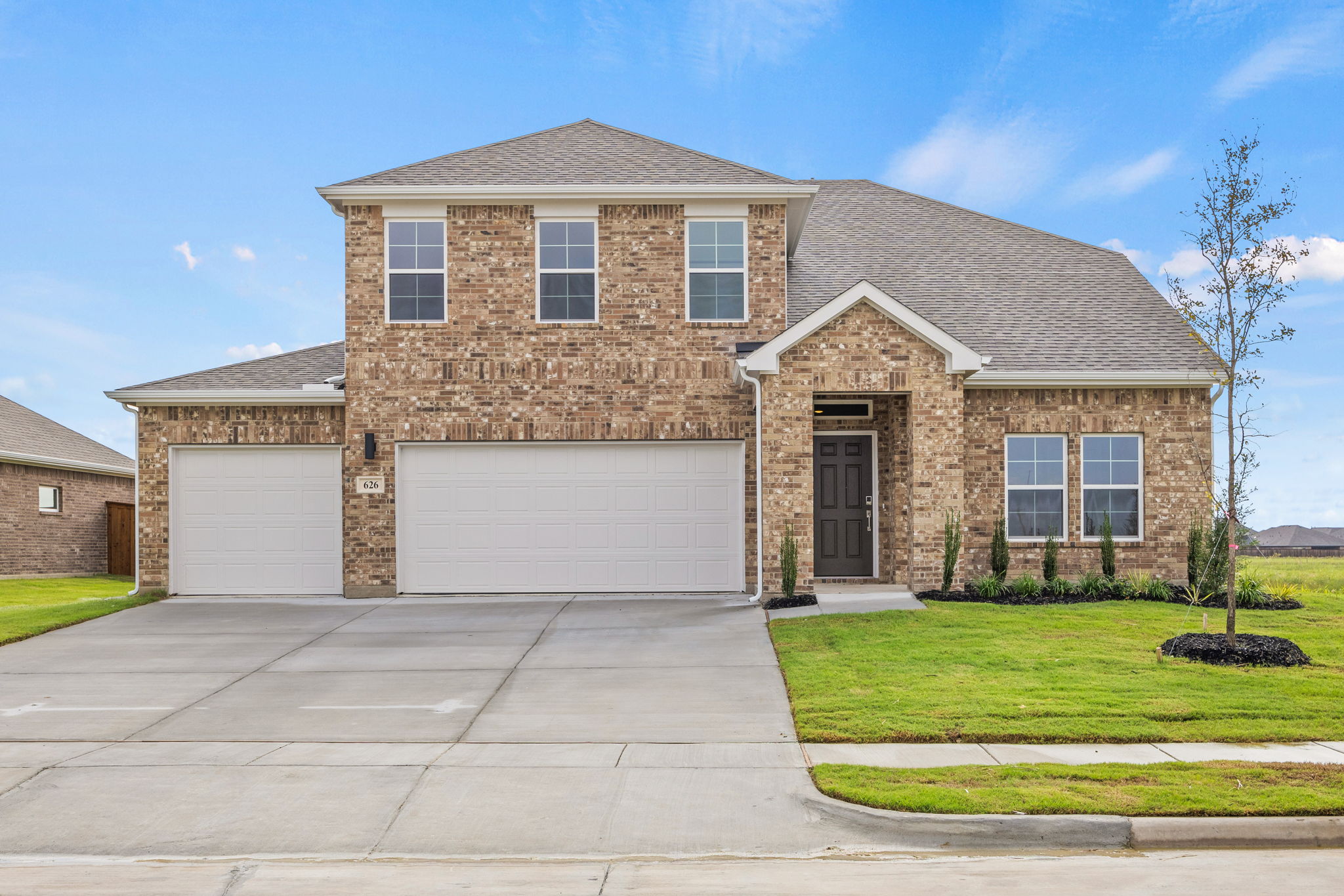 2N49 626 LANDRY LANE